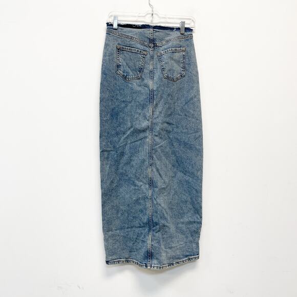Wild Fable Women's Raw Hem Low Rise Denim Midi Skirt Light Wash Size 2 - Picture 3 of 6